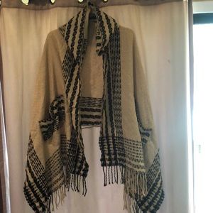 Jessica Simpson Hooded Shawl